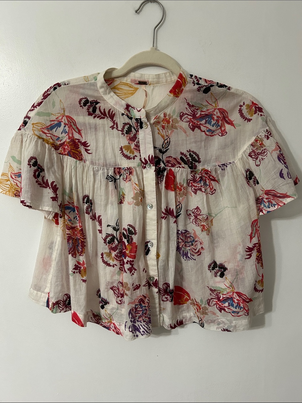Free People Sweet Escape Floral Crop Top Lightweight Flutter Sleeve Feminine